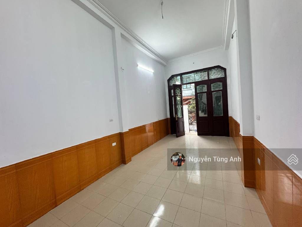 Nhà đức giang 62/70m2, mt 3.2m, 3 tầng, ô tô tránh, giá 14.8 tỷ