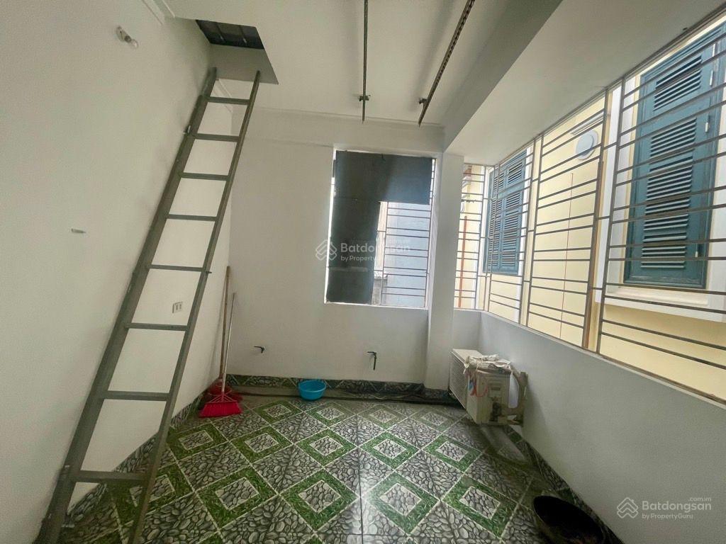 Nhà 43.8m ô cách, việt hưng mặt tiền 4m 3 tầng giá 7.5 tỷ