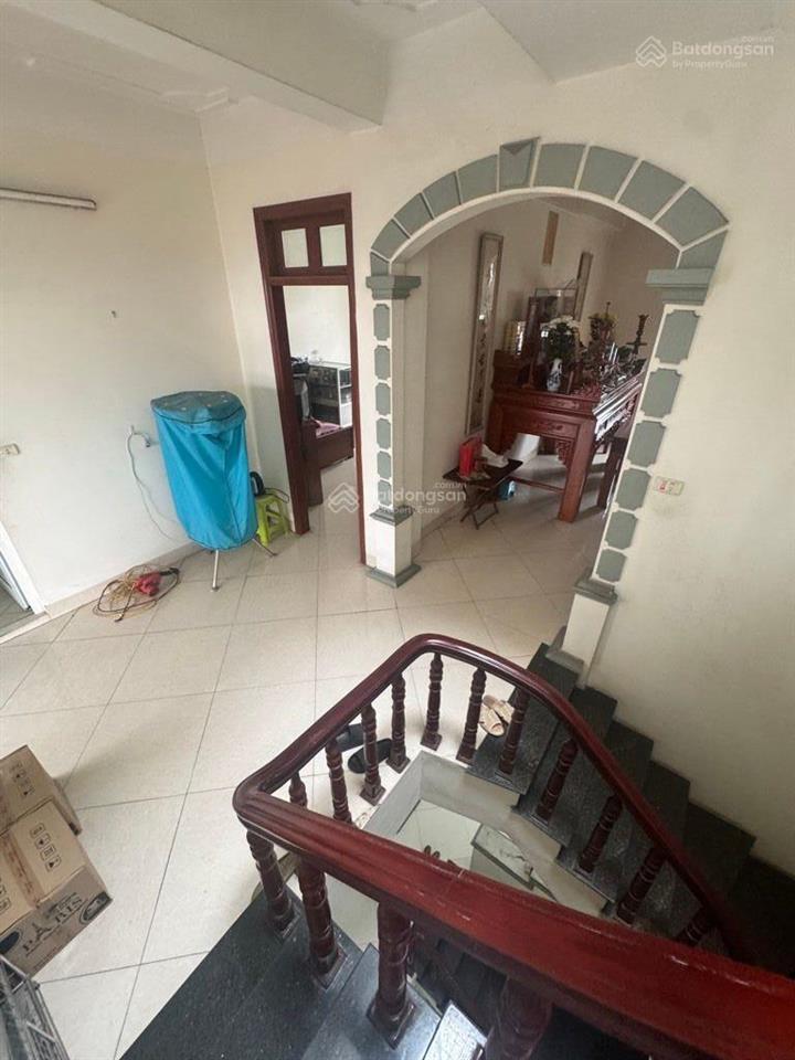 Bán nhà 140m trường lâm, mt 8.5m, 3.5 tầng, giá 21 tỷ lô góc, chia 2 lô, kinh doanh