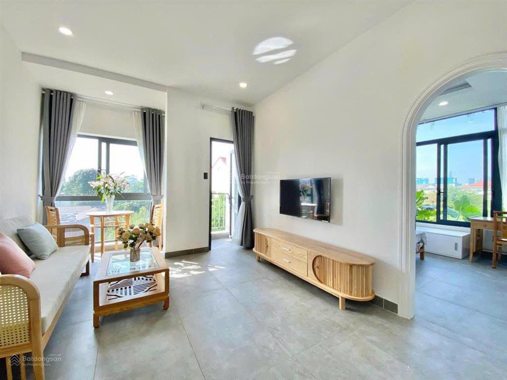 Cho thuê căn hộ dịch vụ cao cấp ngay chân cầu sài gòn  khu compound