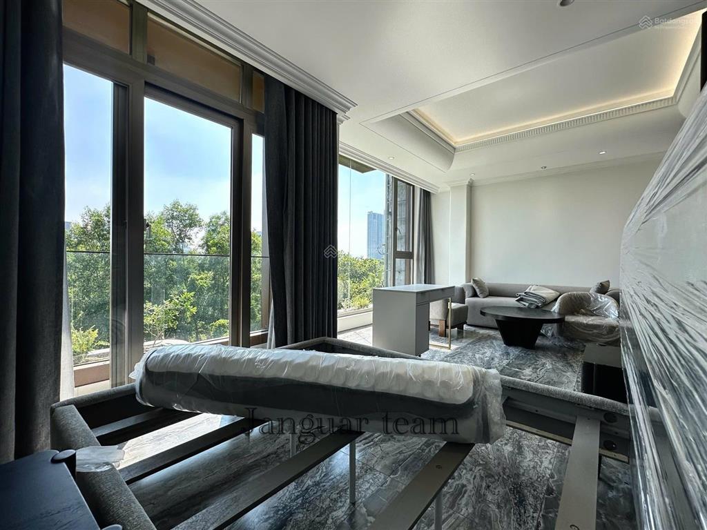 Cực phẩm căn hộ luxury  thiết kế riêng biệt độc đáo  nhiều ánh sáng  nằm trong khu compoud