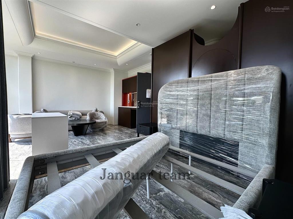 Cực phẩm căn hộ luxury  thiết kế riêng biệt độc đáo  nhiều ánh sáng  nằm trong khu compoud