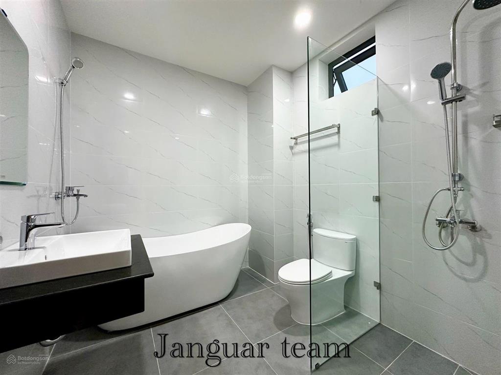 Cho thuê căn 1pn ban công rộng  nội thất cao cấp  đỗ được oto ngay trung tâm thảo điền