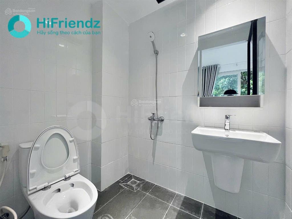 Căn hộ cao cấp  thiết kế tối giản  nhiều ánh sáng  đầy đủ tiện nghi