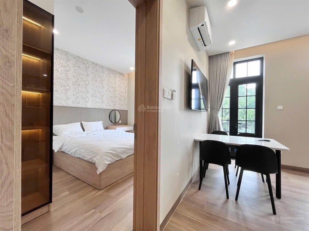 Cho thuê căn hộ dịch vụ cao cấp  nhiều ánh sáng  thiết kế hiện đại