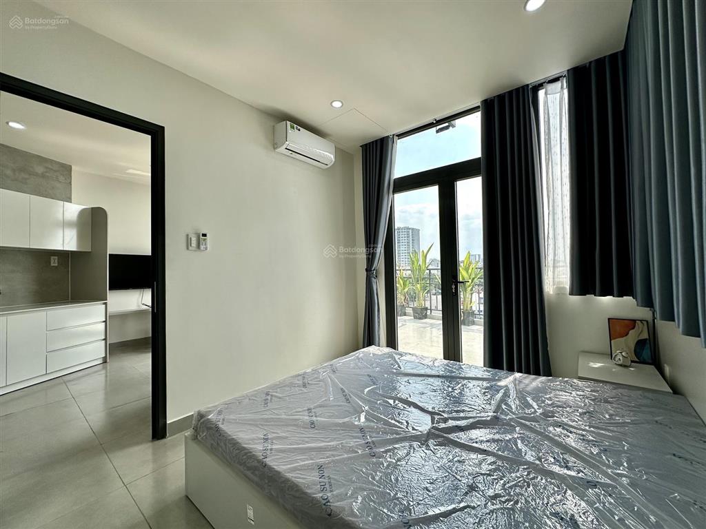 Căn hộ tách bếp thiết kế 1pn  full nội thất đẹp  thuận tiện di chuyển ra hàng xanh