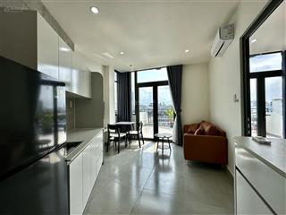 Căn hộ tách bếp thiết kế 1pn  full nội thất đẹp  thuận tiện di chuyển ra hàng xanh