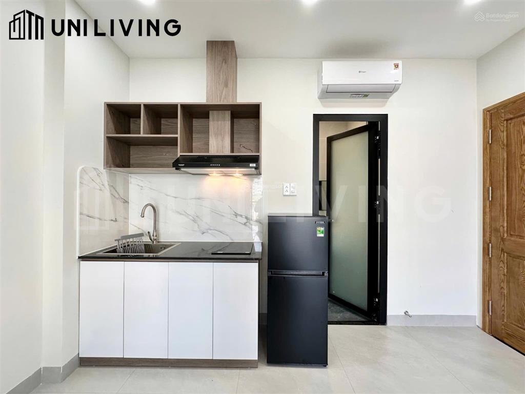 Studio cao cấp  nhà mới  ban công cửa sổ  cạnh sala  cầu ba son