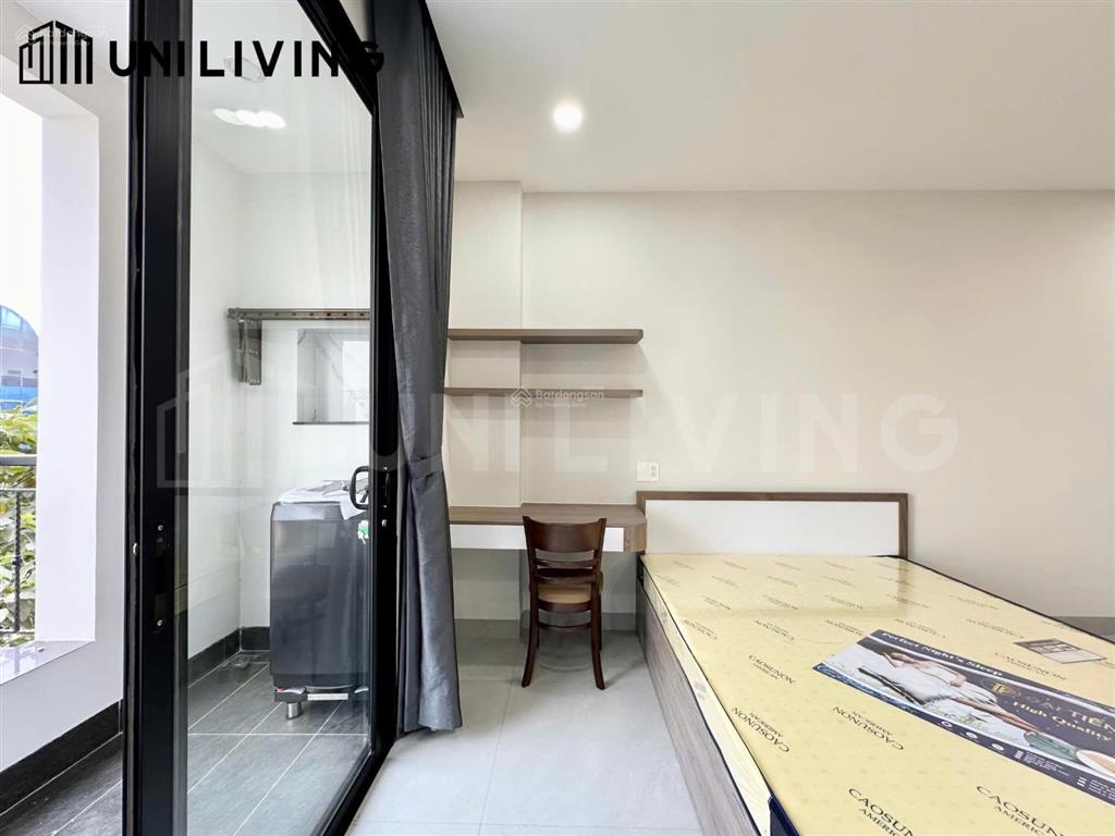 Studio cao cấp  nhà mới  ban công cửa sổ  cạnh sala  cầu ba son