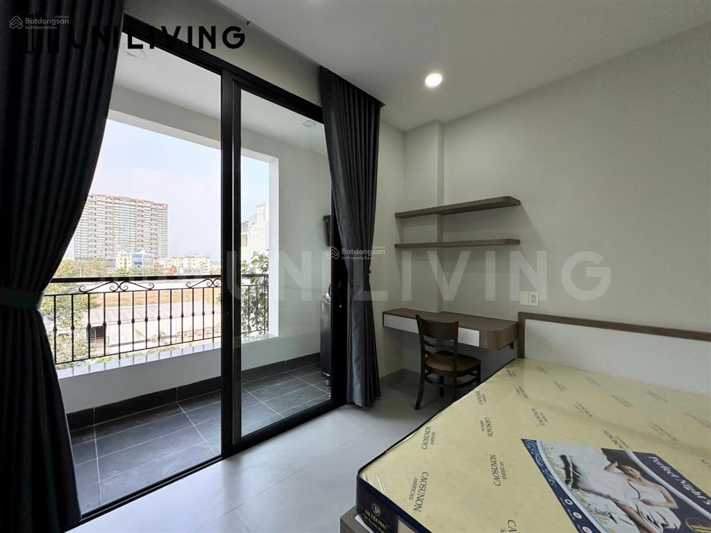 Studio cao cấp  nhà mới  ban công cửa sổ  cạnh sala  cầu ba son