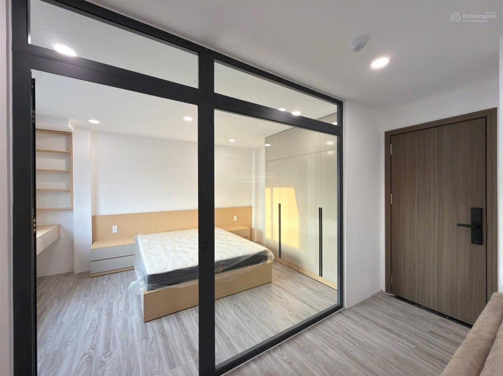 Căn hộ cao cấp thiết kế 1pn ngay khu biệt thự an ninh cực cao  bao phí  có chỗ đậu ô tô