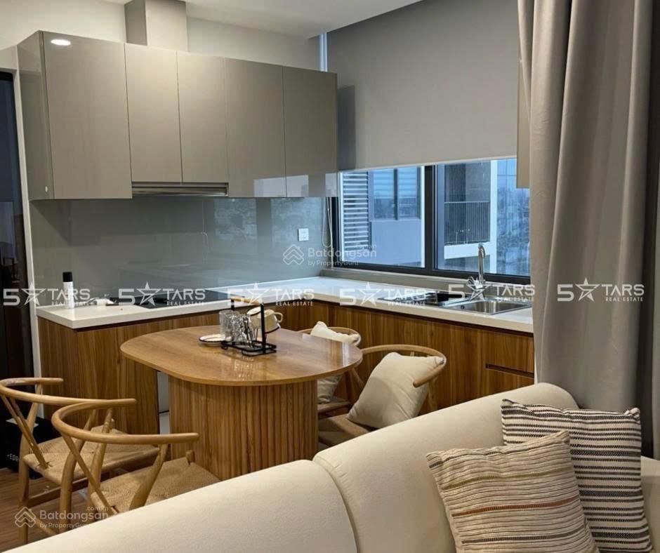 Quản lý quỹ căn 2pn cho thuê eco green sài gòn nội thất đẹp, trống sẵn có thể vào ở ngay.
