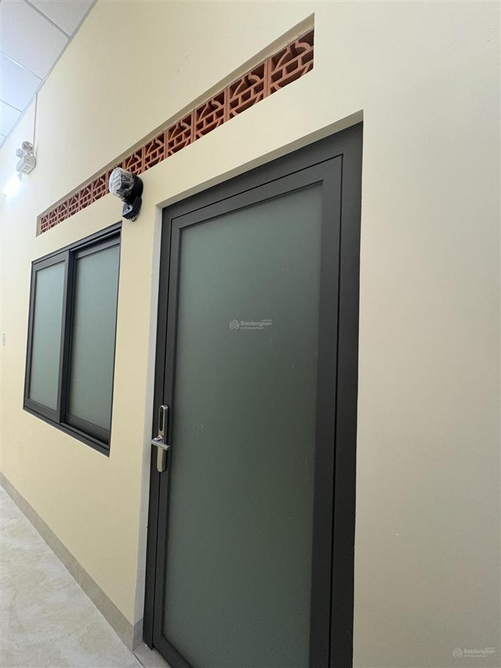 Cho thuê phòng 28m có gác, wc + bếp riêng, giờ giấc tự do, bình trưng tây, 4,6 triệu/tháng