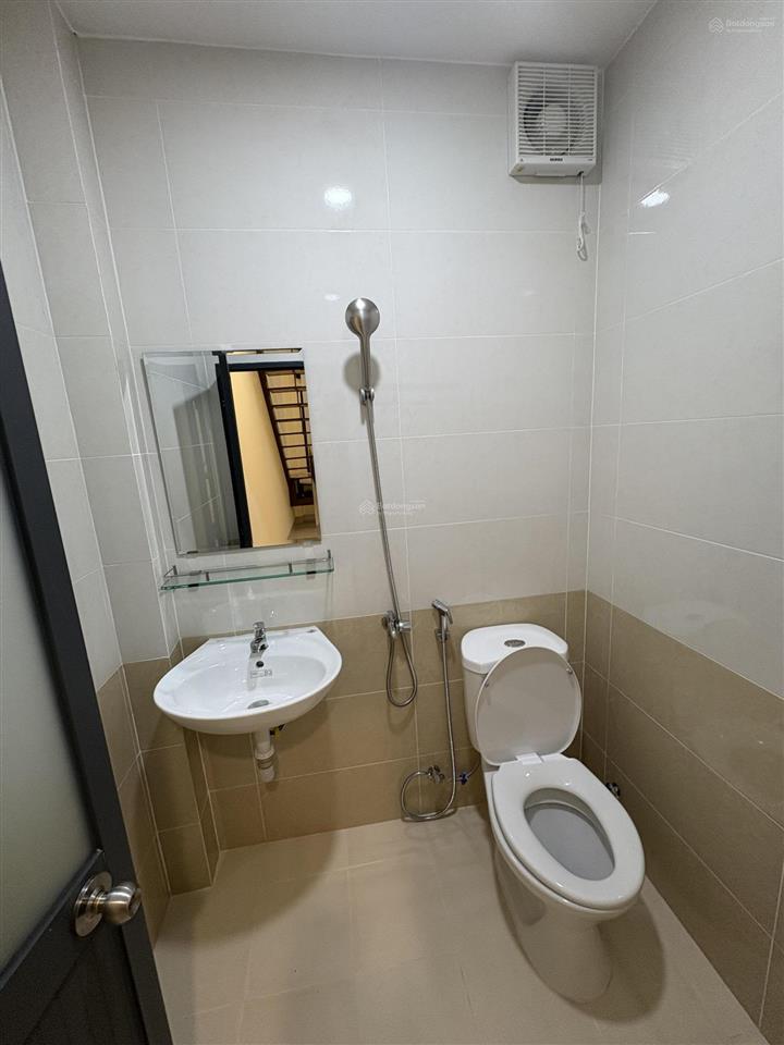 Cho thuê phòng 28m có gác, wc + bếp riêng, giờ giấc tự do, bình trưng tây, 4,6 triệu/tháng