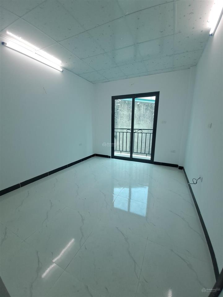 Bán nhà vĩnh ninh  thanh trì  52m²  2 tầng  giá 5,1 tỷ
