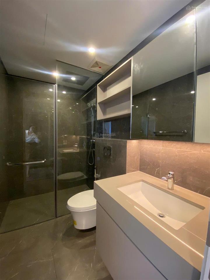 Chính chủ cần bán căn góc 2pn  trực diện sông hàn, cầu rồng, pháo hoa quốc tế. dòng tiền 43 tr/th