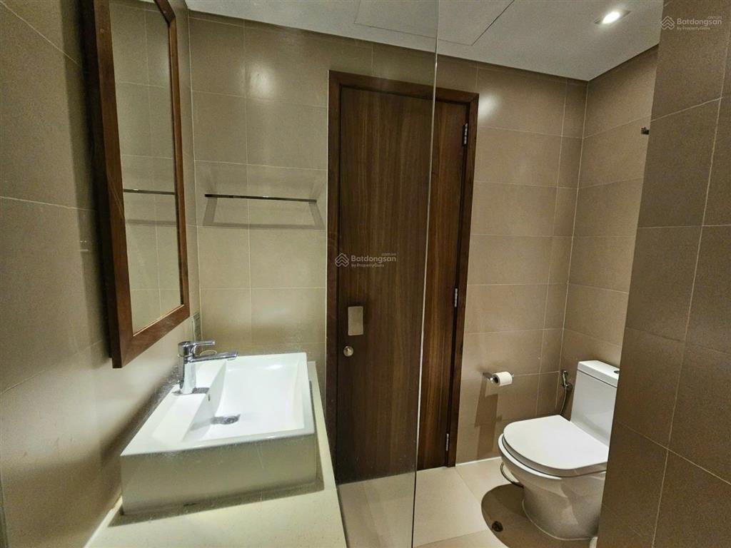 Chính chủ bán căn hộ studio 45m2  view biển mỹ khê  dòng tiền cho thuê 23 tr/ đêm! nhận nhà ngay