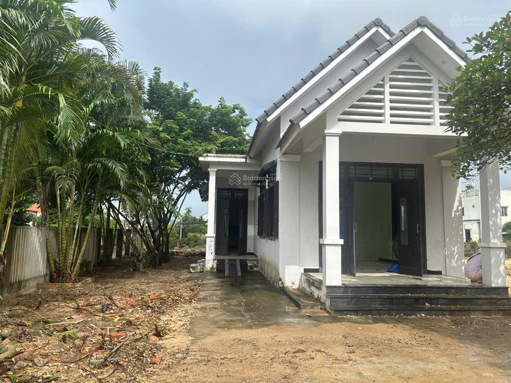 Đất 2 mặt tiền phù hợp xây nhà vườn  kinh doanh. sẵn sổ giao dịch ngay, giá thương lượng nhanh