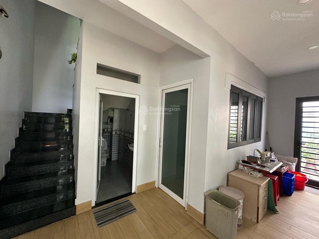 Nhà riêng tại 79 hoàng quốc việtphú thuận, 8,2 tỷ, 66,2m2, 5pn, 6wc, pháp lý đầy đủ, full nội thất