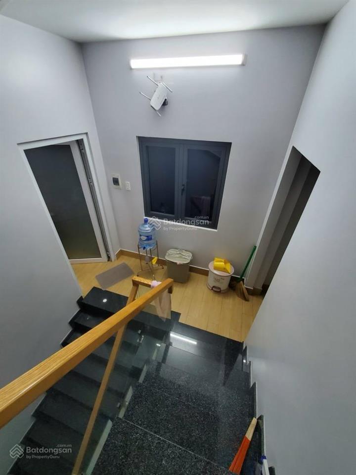 Nhà riêng tại 79 hoàng quốc việtphú thuận, 8,2 tỷ, 66,2m2, 5pn, 6wc, pháp lý đầy đủ, full nội thất