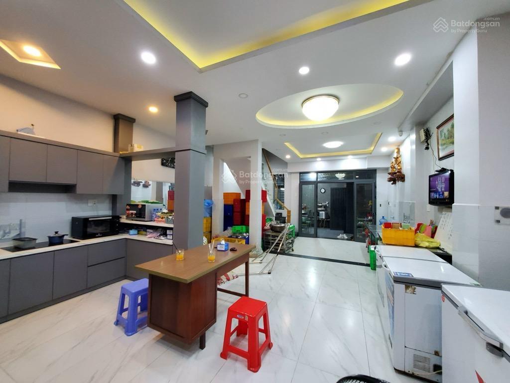 Nhà riêng tại 79 hoàng quốc việtphú thuận, 8,2 tỷ, 66,2m2, 5pn, 6wc, pháp lý đầy đủ, full nội thất