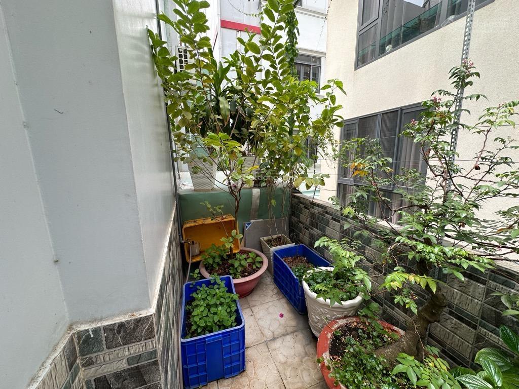 Nhà riêng tại 79 hoàng quốc việtphú thuận, 8,2 tỷ, 66,2m2, 5pn, 6wc, pháp lý đầy đủ, full nội thất