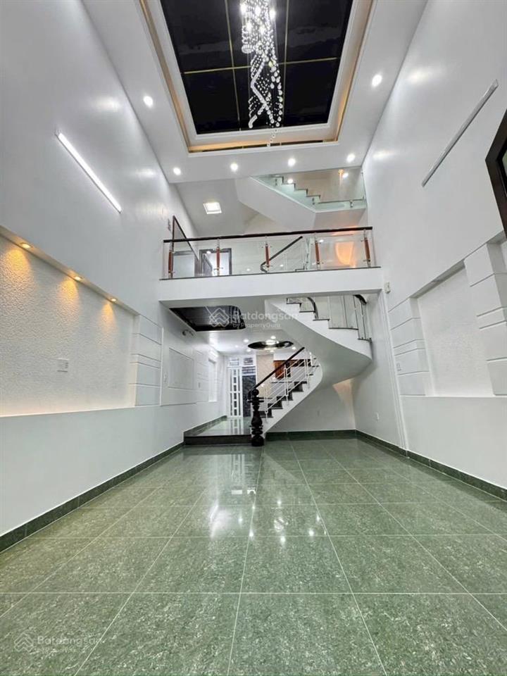 Bán nhà mặt phố tại huỳnh tấn phát, 11,8 tỷ, 83,1 m2, 4pn, 5wc, 5 tầng