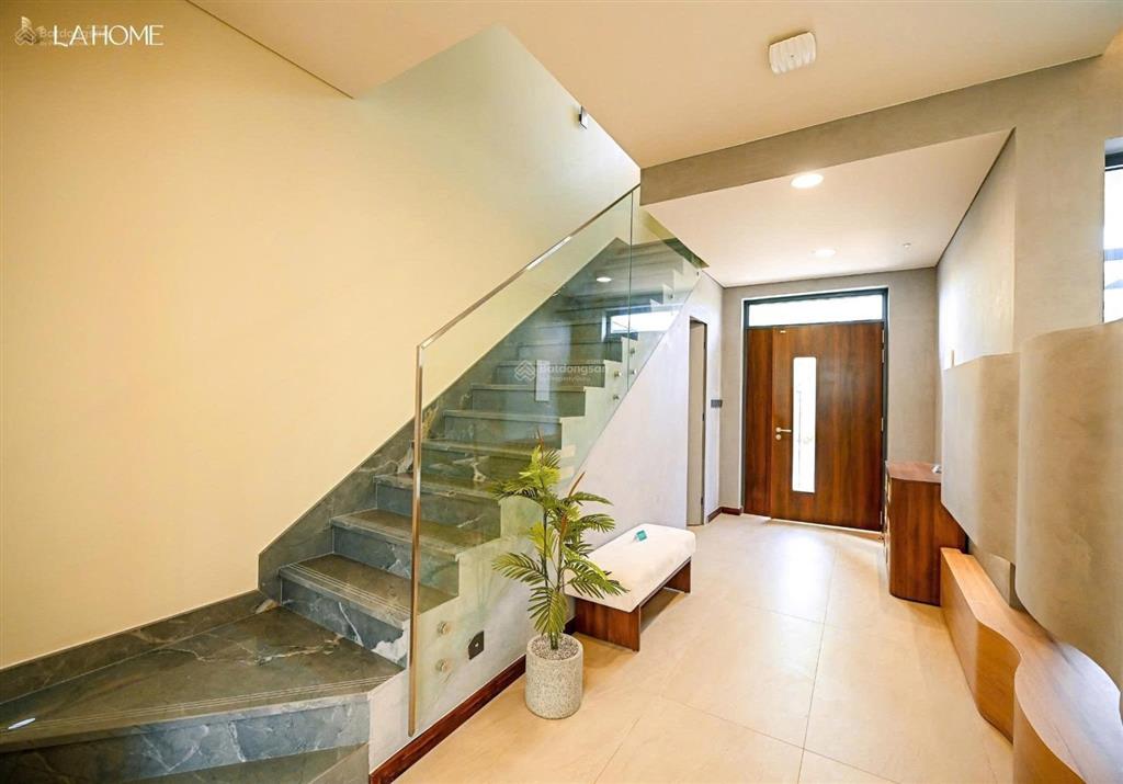 Khu biệt thự, nhà phố liền kề la home  3,9tỷ  90m2