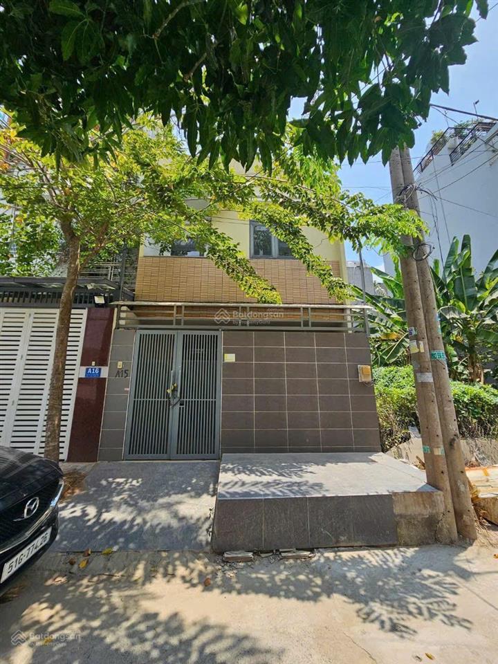 Nhà riêng gần 200m2, ngang 5 dài 16. bán gấp 10,5 tỷ  đã giảm 2 tỷ