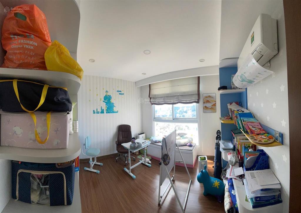 Bán gấp căn hộ chung cư remax plaza q6 căn 3pn giá 4 tỷ 2 view đẹp nhất toà. chủ dễ thương