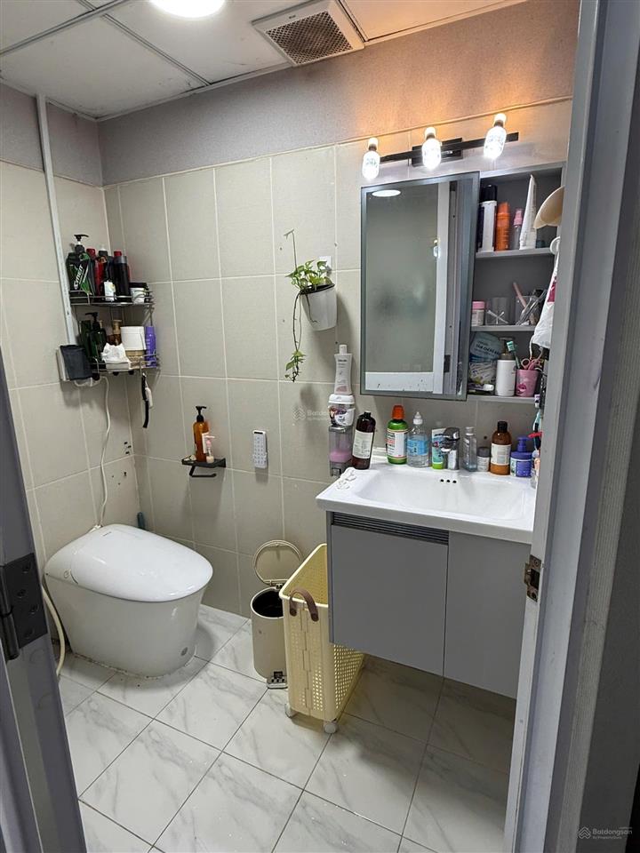 Bán gấp căn 2pn giá 4,1 tỷ để lại toàn bộ nội thất hot chủ nhà dễ thương