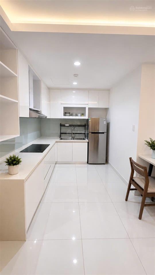 Bán gấp căn hộ 2pn remax plaza q6 giá tốt