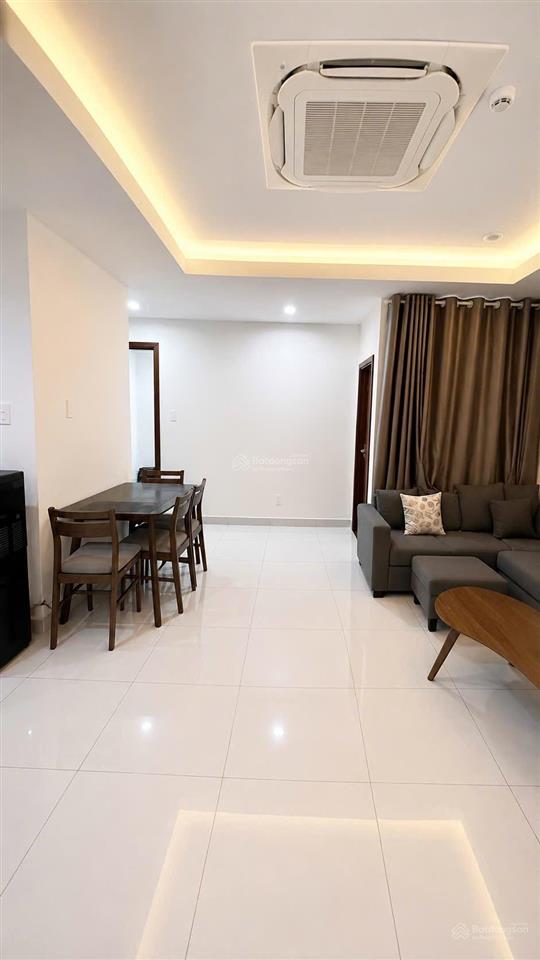 Bán gấp căn hộ 2pn remax plaza q6 giá tốt