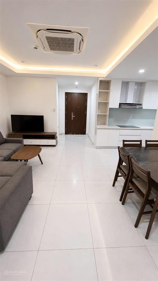 Bán gấp căn hộ 2pn remax plaza q6 giá tốt