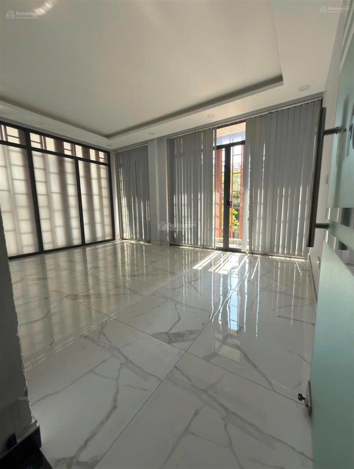 Bán nhanh biệt thự trung tâm quận 7 golden star xd 366m2  3 tầng  hồ bơi riêng  28 tỷ