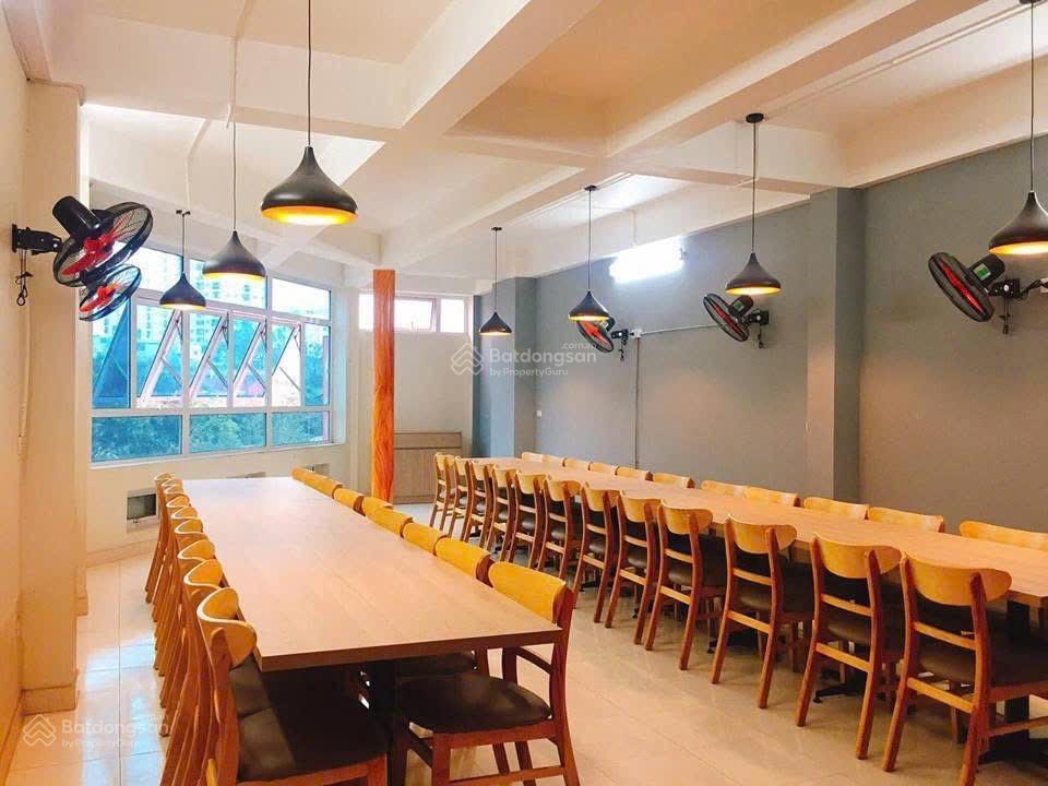 Nhà mặt phố dương khuê, từ liêm 70m2 9 tầng thang máy khu vực sầm uất phát triển giá 65 tỷ