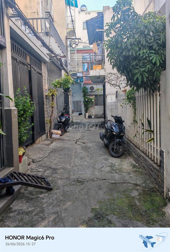 1346332🏡 NHÀ 2 TẦNG - SỔ ĐẸP - SÁT PHẠM VĂN ĐỒNG - NHỈNH 2 TỶ