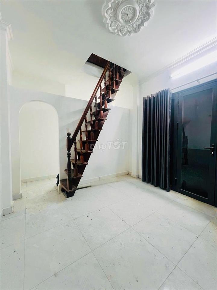 186108 🏡 NHÀ 2 TẦNG - SỔ VUÔNG - TRUNG TÂM BÌNH THẠNH - NHỈNH 3 TỶ