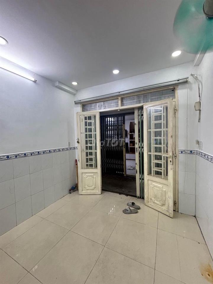 1587-🏡 NHÀ 2 TẦNG - SỔ VUÔNG - TRUNG TÂM BÌNH THẠNH - NHỈNH 2 TỶ