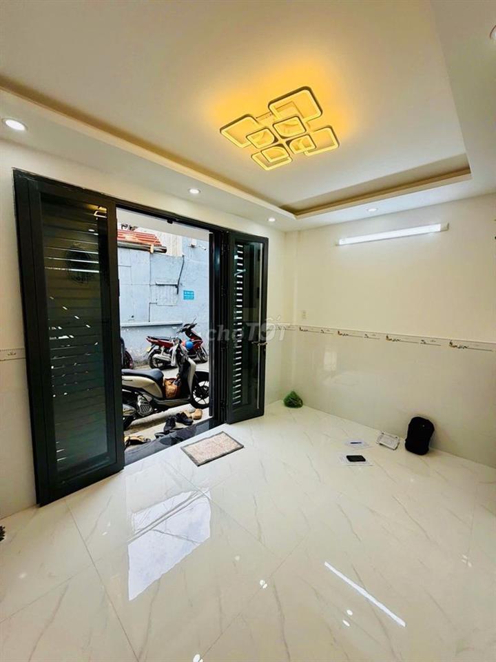 23226-🏡 NHÀ 2 TẦNG - SỔ VUÔNG - TRUNG TÂM GÒ VẤP - NHỈNH 4 TỶ