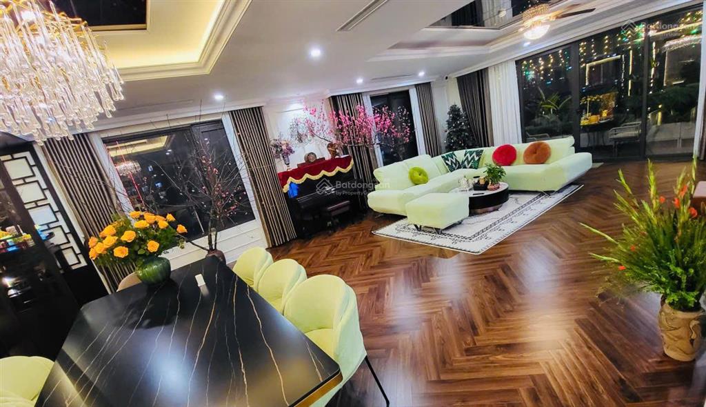 Bán căn góc 3pn2vs 126m2 tầng cao view hồ tây tại udic westlake. full đồ mới 100%. sẵn sổ