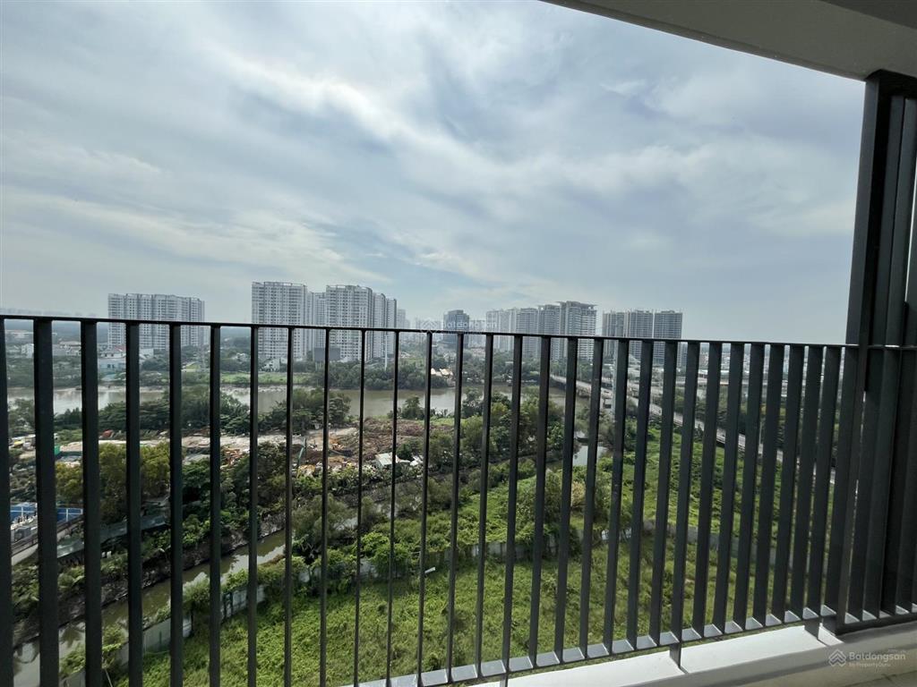 Cần sang nhượng căn ot lavida plus view sông 37m2 ntcb giá 2tỷ550 bao thuế phí