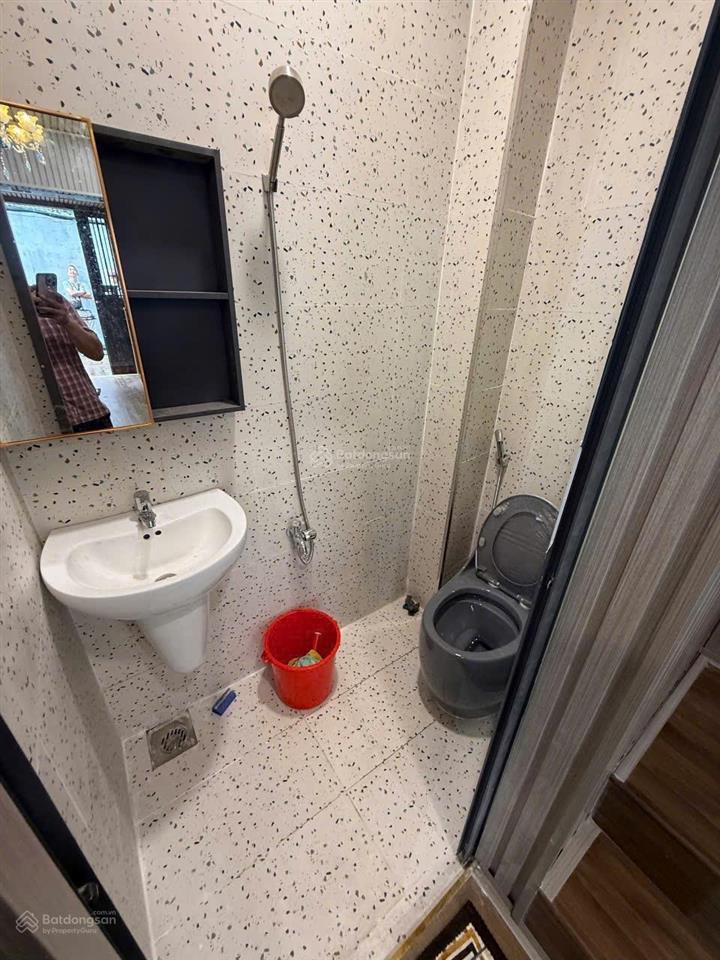 Nhà bán chưa đến 4tỷ sỡ hữu nhà kế bên khu tên lửa dt chuẩn 4x8 kdc yên tĩnh