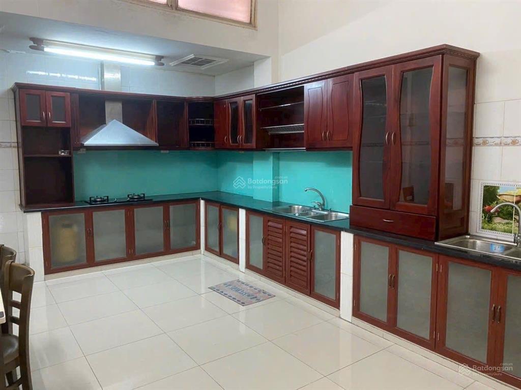 Cho thuê nhà phố khu tên lửa chủ thiện chí chốt gấp 15tr