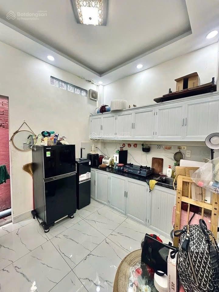 Nhà bán kế bên đường số 4 khu tên lửa ngay chợ, trường học, chỉ 3 tỷ nhỉnh