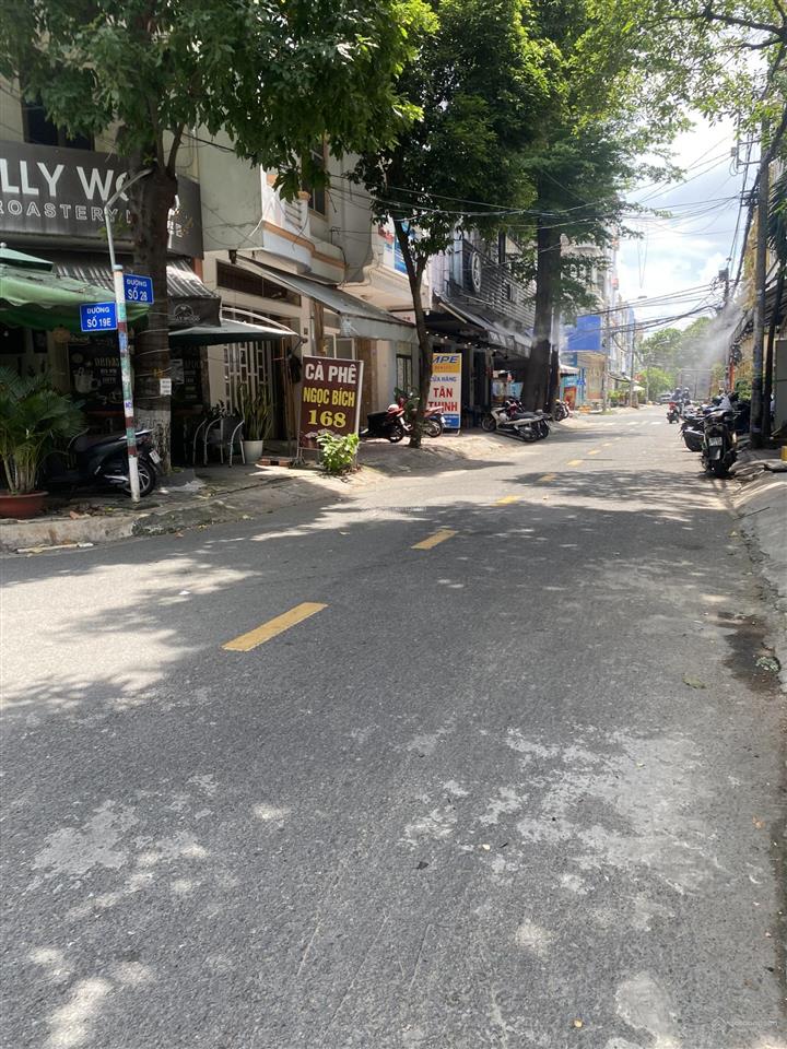 Bán mtkd khu tên lửa thông đường số 7 ngay chợ, mua bán sầm uất