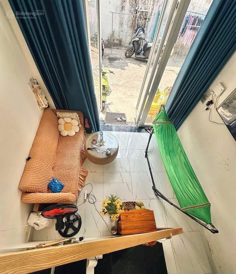 Bán nhà kế bên chợ cây da sà thông đường số 6 khu tên lửa hẻm 4m