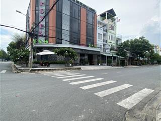 Bán nhà mặt tiền kế bên đường 55 khu tên lửa 100m2 công nhận chủ thiện chí