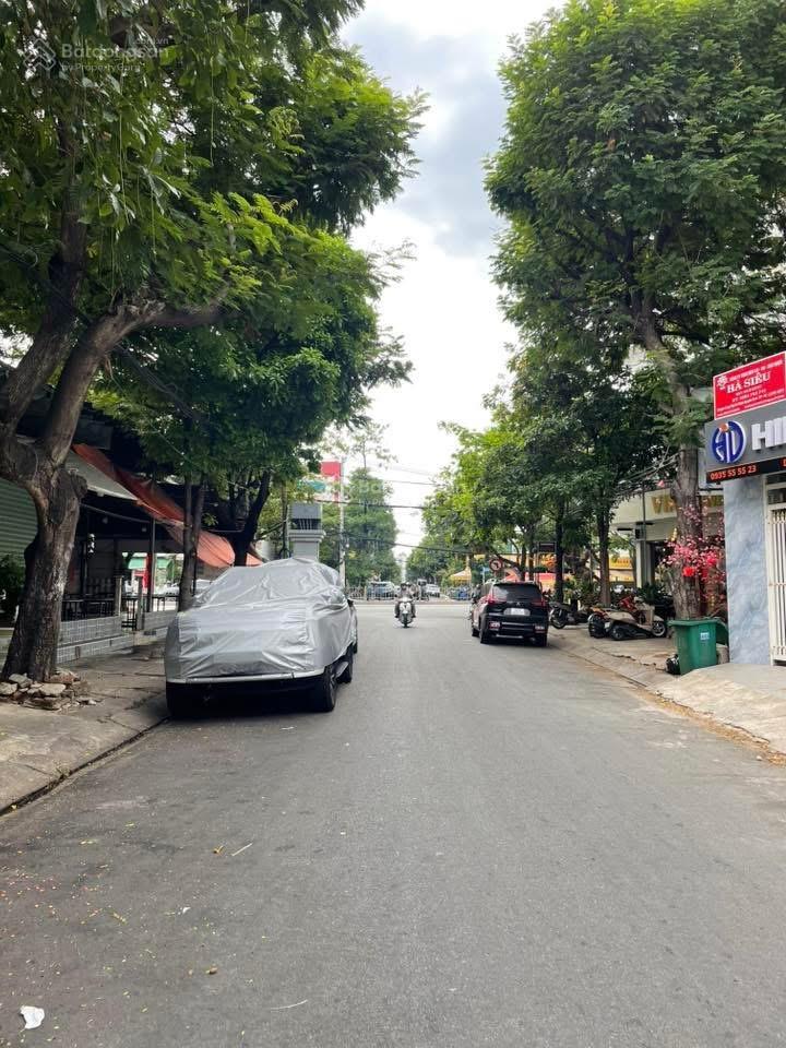 Nhà bán mtkd khu tên lửa đúc 3 tấm rưỡi 100m2 cnđ