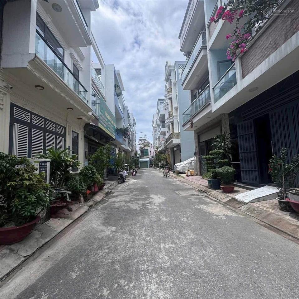 Bán đất trống mặt tiền hơn 5m đường oto kdc đồng bộ , kế bên khu tên lửa